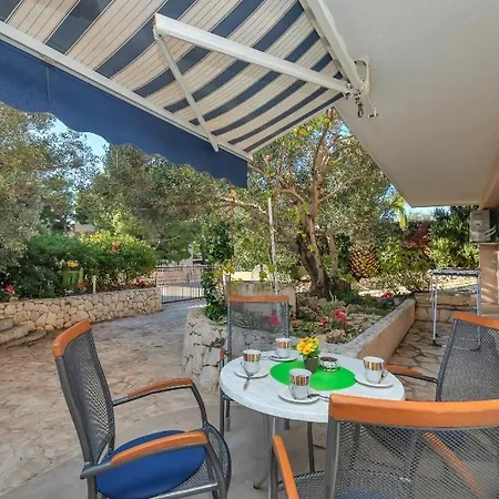 Miranda Sea & Nature 3* Makarska