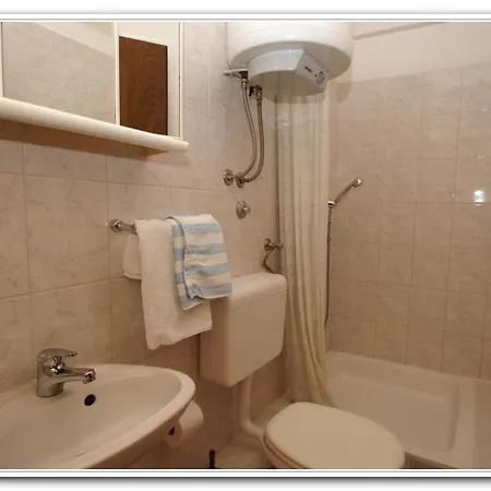 Guest house Miranda Sea & Nature 3*