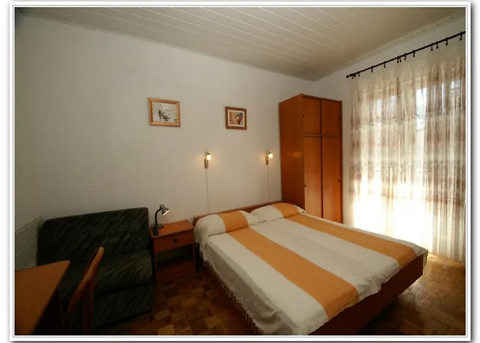 בית הארחה Miranda Sea & Nature מאקרסקה