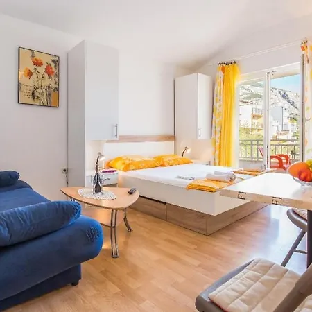 Miranda Sea & Nature 3* Makarska